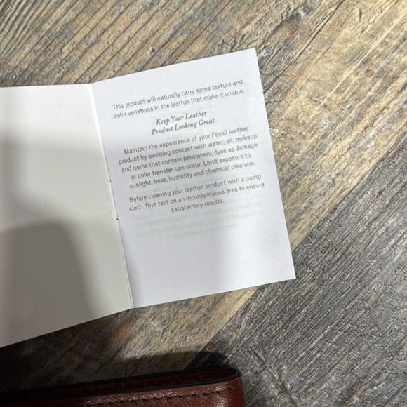 - Fossil wallet for men - Picture 10 of 11